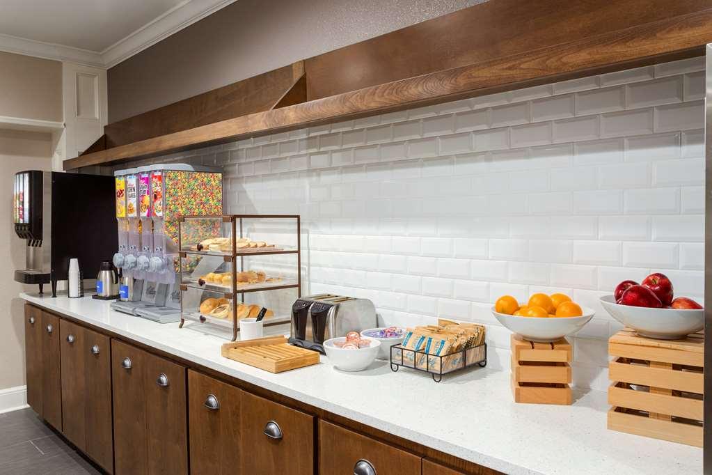 Sleep Inn & Suites Birmingham Ristorante foto